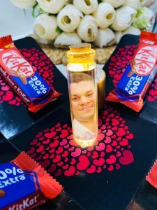 3 Layer Chocolate Explosion Gift Box For Couple Including 12 Chocolate (8 Kitkat Each 25 Rs & 4 Kitkat Each 10 Ra